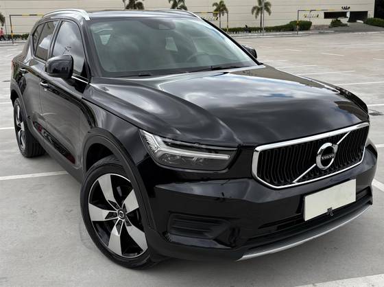 VOLVO XC40 2.0 T4 GASOLINA MOMENTUM GEARTRONIC VOLVO XC40 2.0 T4 GASOLINA MOMENTUM GEARTRONIC
